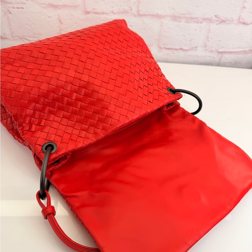 Bottega Veneta Intrecciato Leather Red Flap Shoulder Bag - Picture 9 of 16